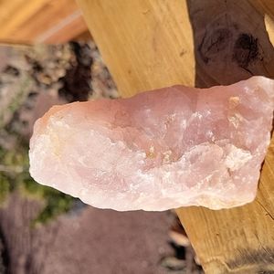 Arizona raw rose quartz pink gem stone crystal